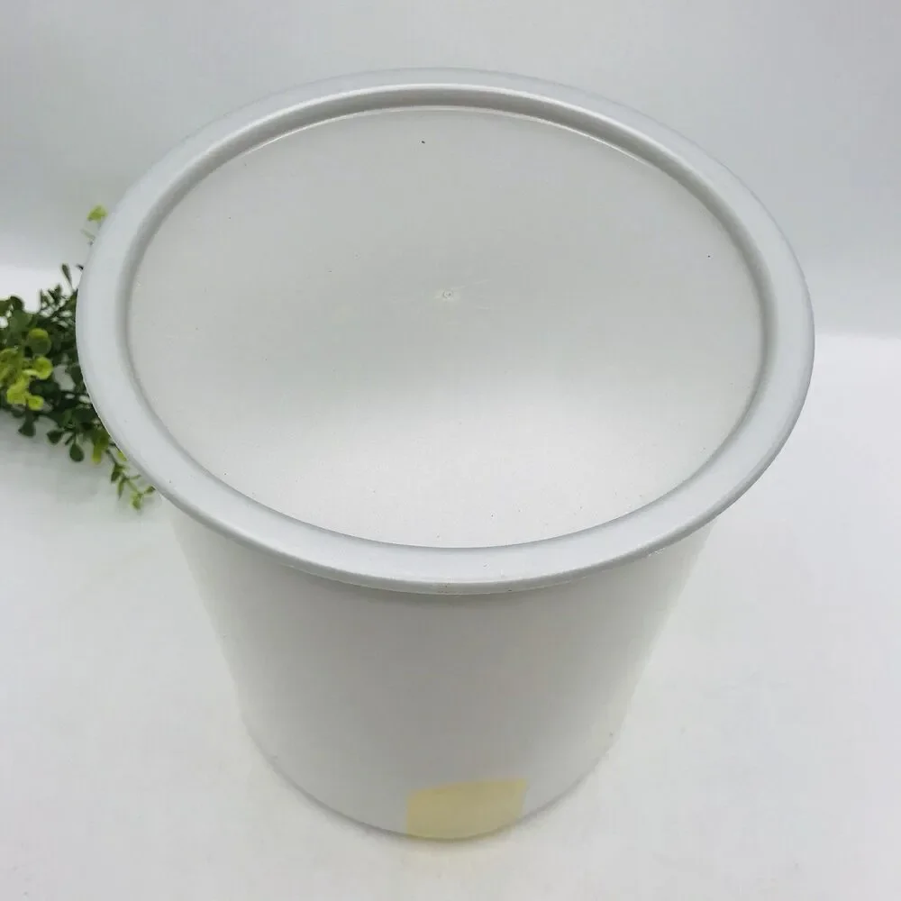 Tupperware this largest